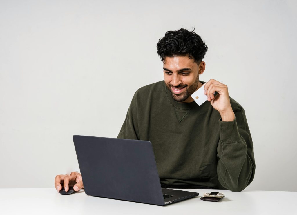 STMORO.COM: Empowering Your Digital Journey