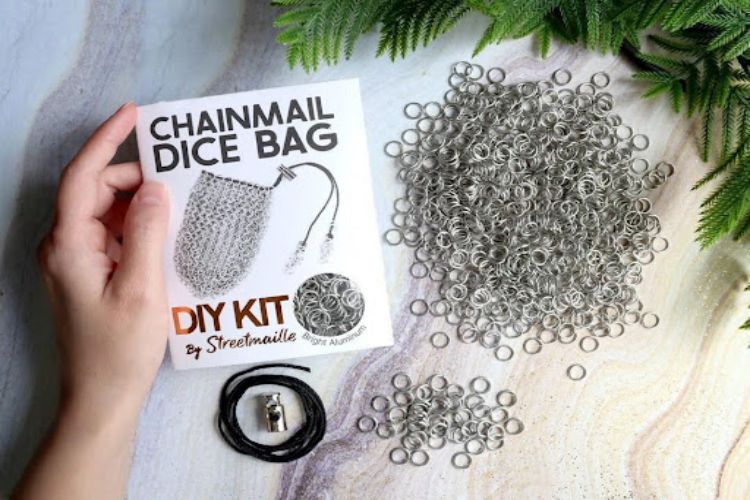 6 Inspiring Online Stores for DIY Art and Home Decor 2
