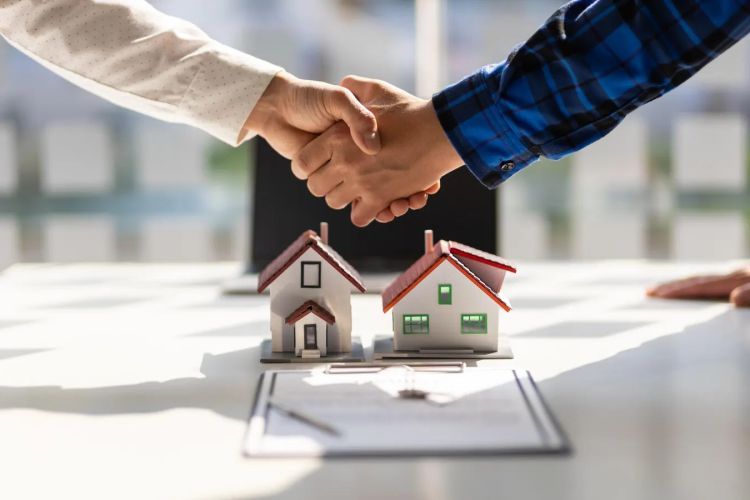 The Homeowner’s Guide to Foreign Real Estate Investment and Lifestyle Changes The Homeowner’s Guide to Foreign Real Estate Investment and Lifestyle Changes