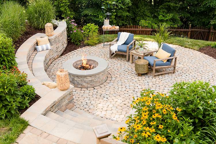 How to Create a Low Maintenance Outdoor Space With Hardscaping