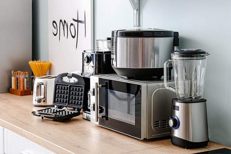 5 Kitchen Gadgets That Make Everyday Cooking Way Easier