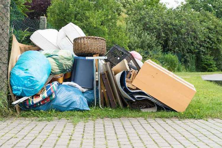 Same Day Rubbish Clearance Limits Property Damage And Remediation Costs